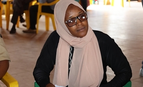 Mariam Diallo, Présidente du Club des Jeunes Filles Leaders de Faranah, pendant les consultations nationales sur le CNJ