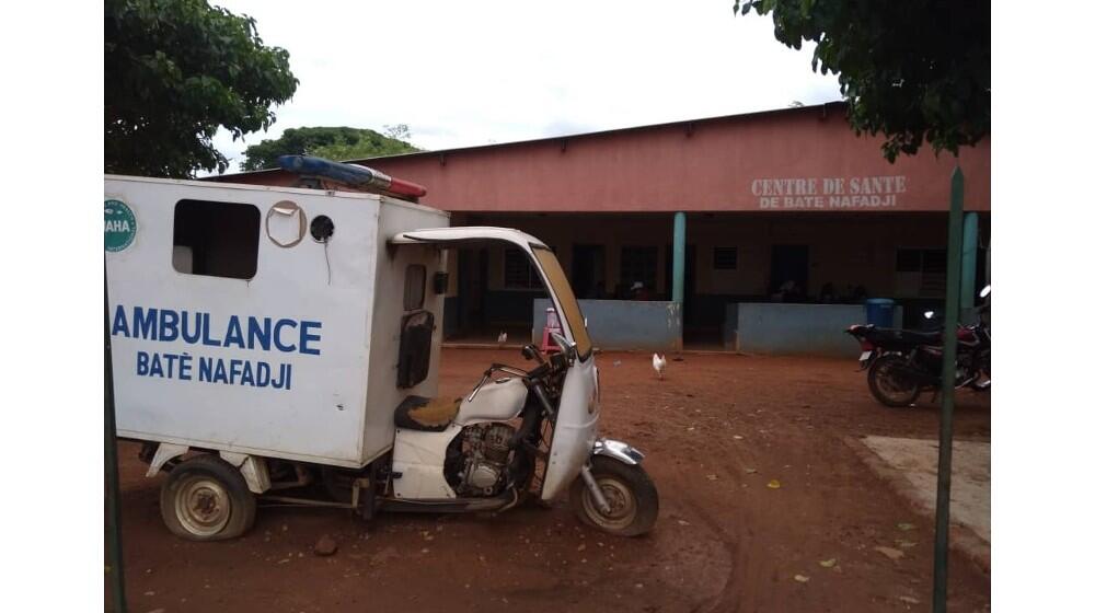 Photo de la façade principale du centre de santé Batè Nafadi - région de Kankan