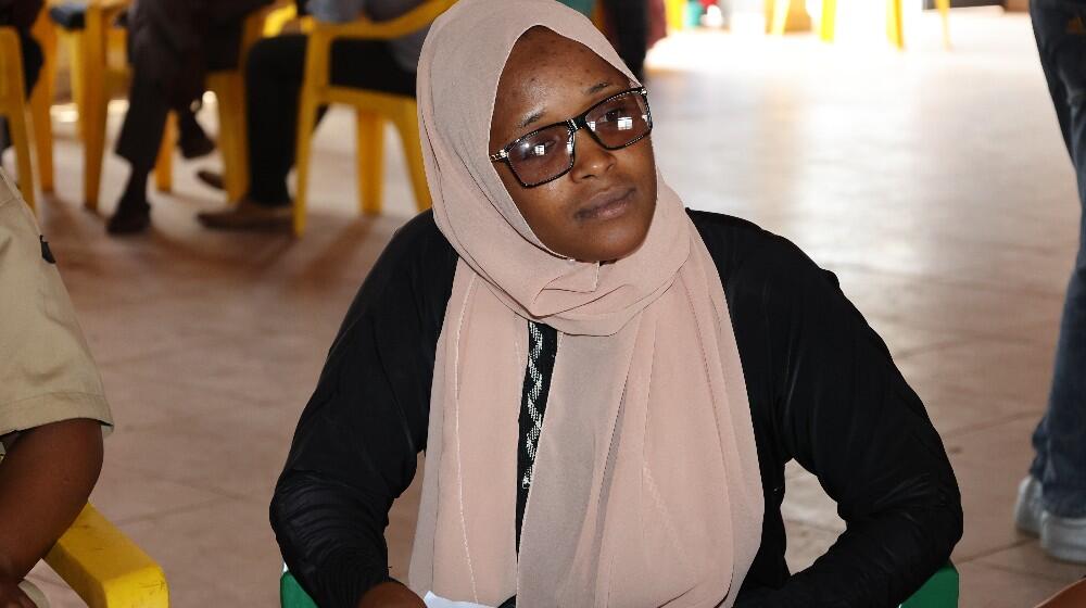 Mariam Diallo, Présidente du Club des Jeunes Filles Leaders de Faranah, pendant les consultations nationales sur le CNJ